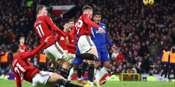 英超回顾：真要复兴了！5000万预算花出2亿的效果，曼联这个转会窗真成熟了