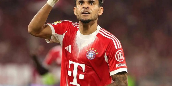 拜仁新援路易斯迪亚斯德甲首秀独造3球 创纪录领衔6-0大胜