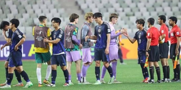 久保健英力推“老弟”加入：日本19岁中卫，有望登陆西甲打拼